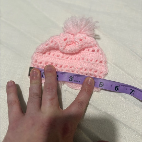 Vintage Pink Knitted Pom-Pom Newborn Hat - Picture 4 of 4